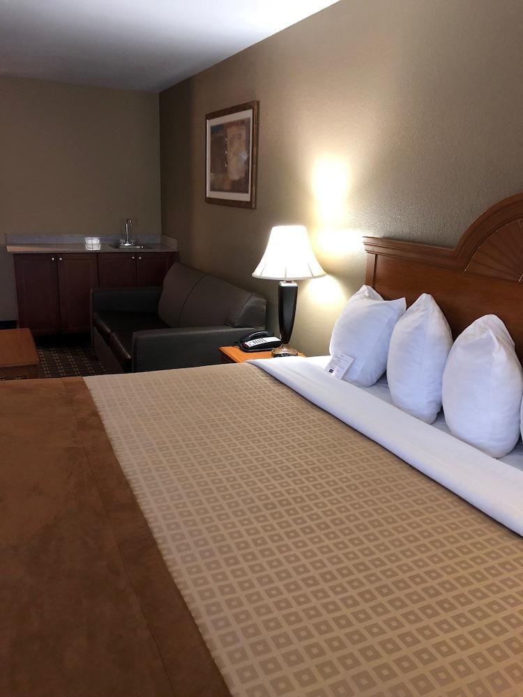 Best Western Zachary Inn Exterior photo